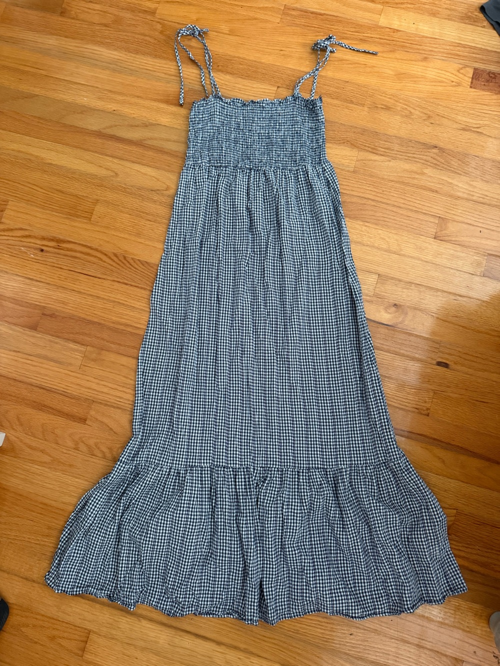 Hope and Harlow Smocked Gingham Maxi Dress with Tie Straps - Blue